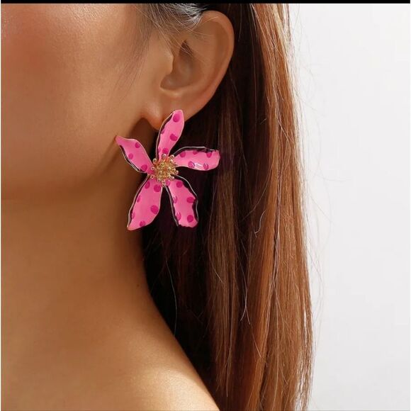 New ZARA tropical flower stud earrings - Picture 2 of 12